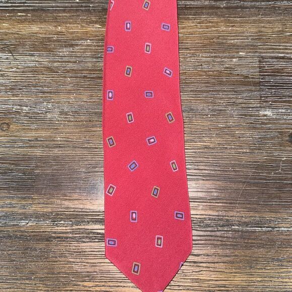 Vintage Fendi Red Tie with Shapes Silk Made in Italy - Picture 2 of 6
